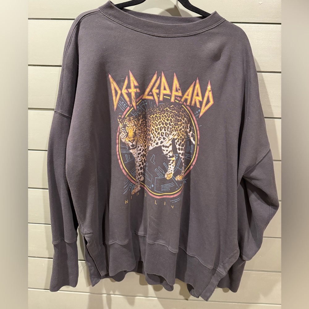 Abercrombie & Fitch Def Leppard Sweatshirt - Size XL